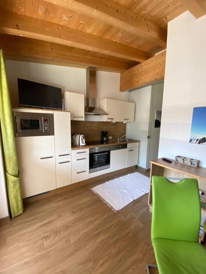 Ferienwohnung Apart Adlerblick Längenfeld Exterior foto